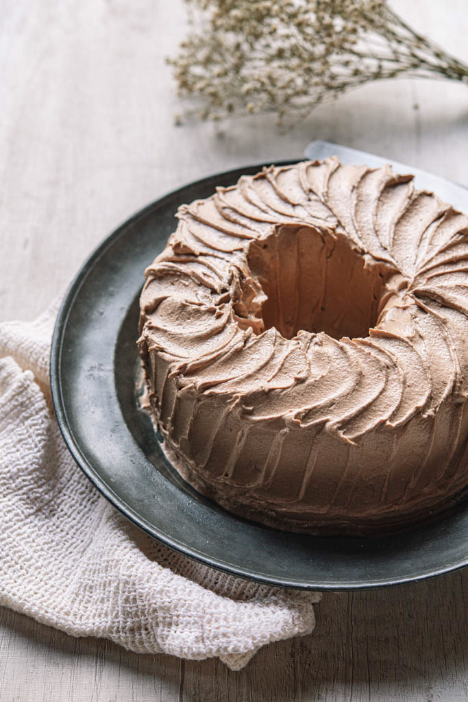 Como fazer um bolo de chocolate muito bom - Na Cozinha da Helo